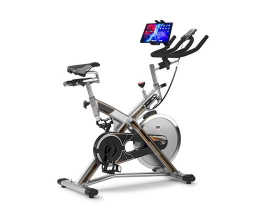Bicicleta indoor MKT JET BIKE PRO H9162RFH y soporte para smartphone/tablet